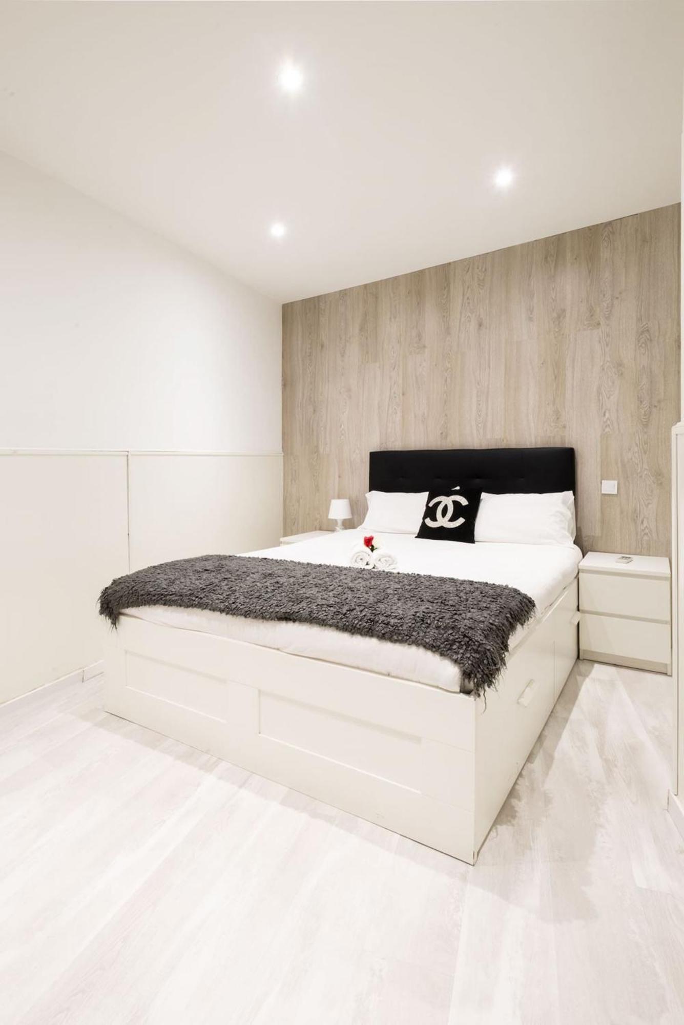 Apartamentos Day Madrid Tribunal Centro Gran Via Sol Kültér fotó