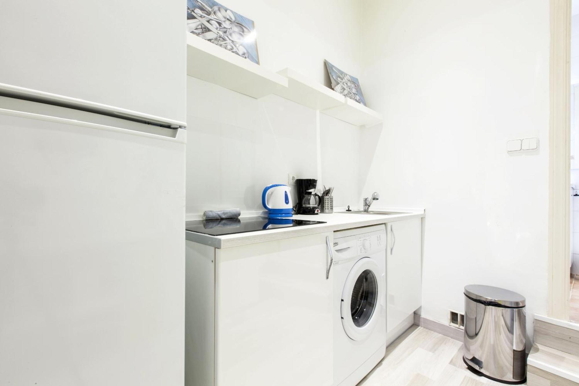 Apartamentos Day Madrid Tribunal Centro Gran Via Sol Kültér fotó